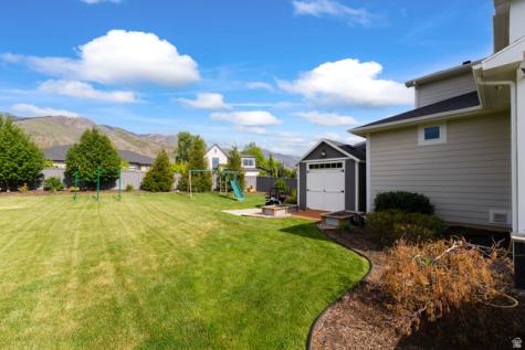 893 E Hollyhock Fruit Heights UT 84037