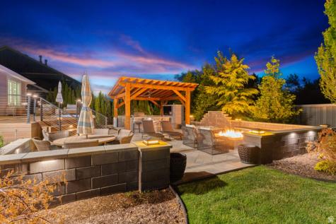 893 E Hollyhock Fruit Heights UT 84037