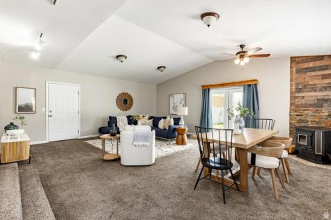 1371 E 8600 S Sandy UT 84093