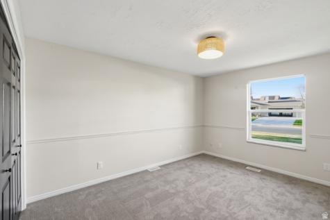 1242 E Snowcreek Drive Layton UT 84040