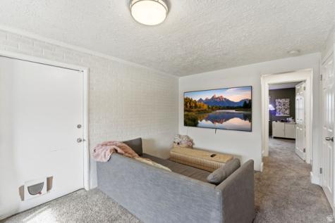 321 E 6240 S Murray UT 84107