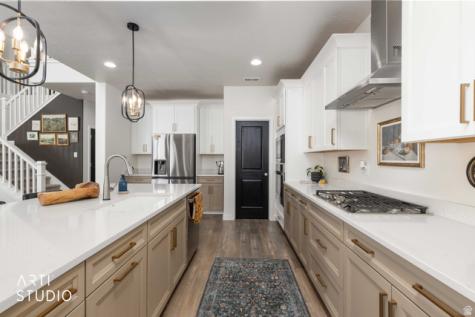 2608 W 2960 S Syracuse UT 84075