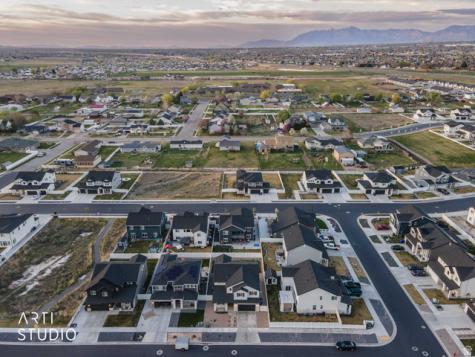2608 W 2960 S Syracuse UT 84075
