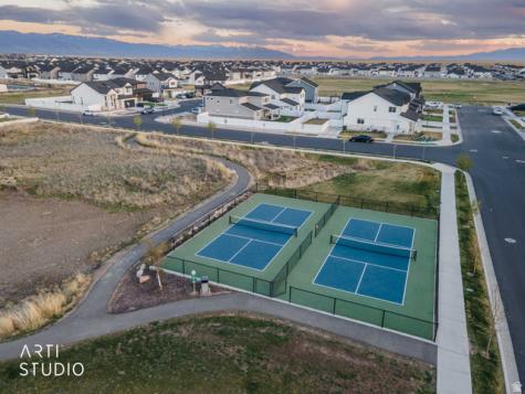 2608 W 2960 S Syracuse UT 84075