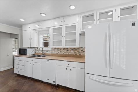 327 E 5300 S Murray UT 84107