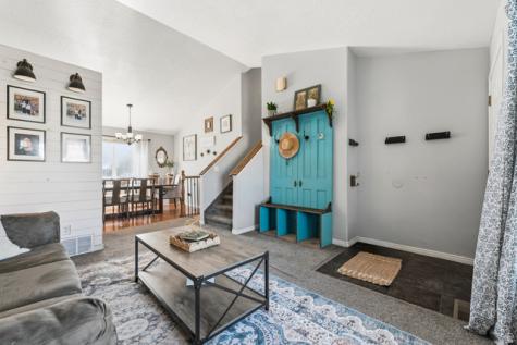 964 N 575 W Clinton UT 84015