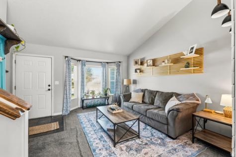 964 N 575 W Clinton UT 84015