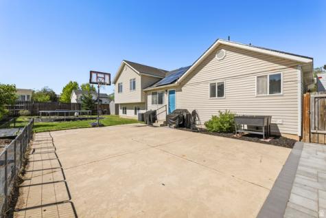 964 N 575 W Clinton UT 84015