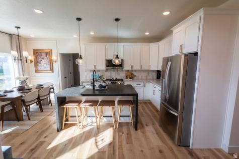 211 N 650 E Springville UT 84663