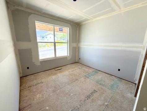 936 E 410 N Hyde Park UT 84318