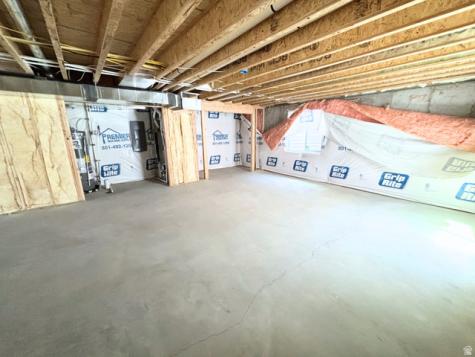 936 E 410 N Hyde Park UT 84318