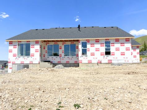 936 E 410 N Hyde Park UT 84318