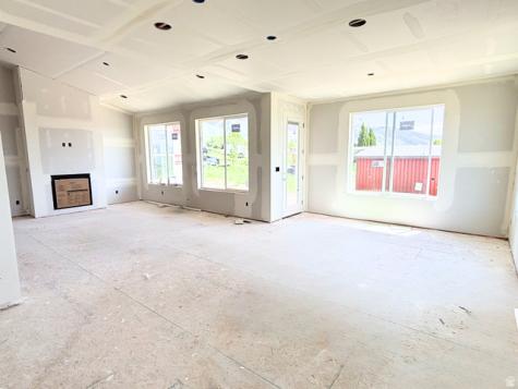 936 E 410 N Hyde Park UT 84318
