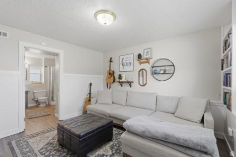 318 E 1700 S Kaysville UT 84037