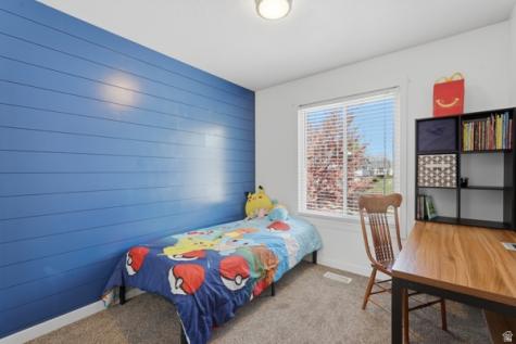 318 E 1700 S Kaysville UT 84037