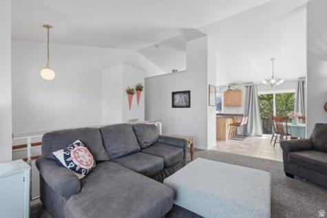 318 E 1700 S Kaysville UT 84037