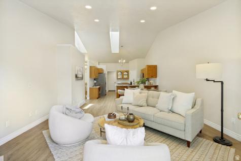 1077 E Brook Circle Kaysville UT 84037