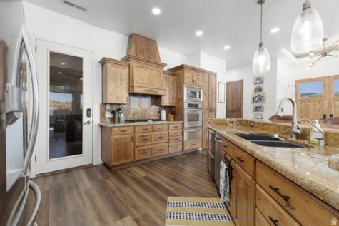 3177 E Broken Rock Way Washington UT 84780
