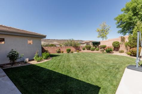 3177 E Broken Rock Way Washington UT 84780