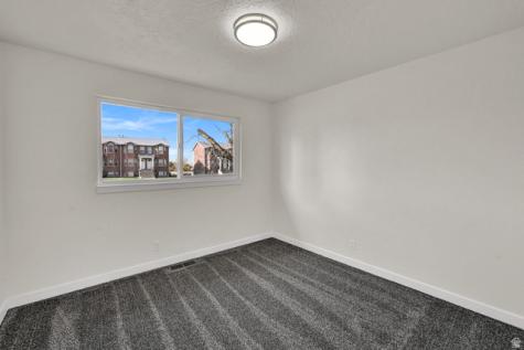 2512 N 475 W Sunset UT 84015