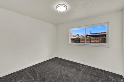 2512 N 475 W Sunset UT 84015