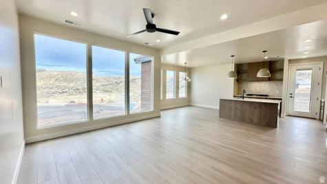 1023 N Falcon Ridge View Hurricane UT 84737