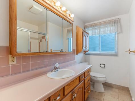 1204 E Iris Lane Millcreek UT 84106