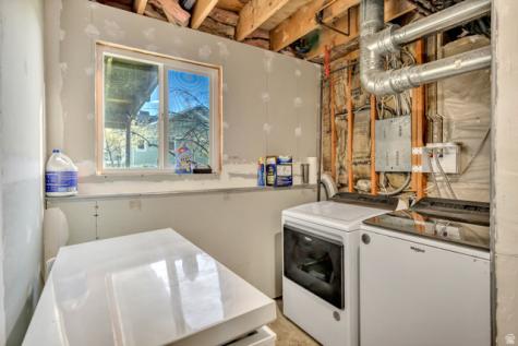 371 W 1125 N Centerville UT 84014