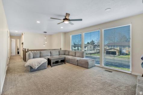 371 W 1125 N Centerville UT 84014
