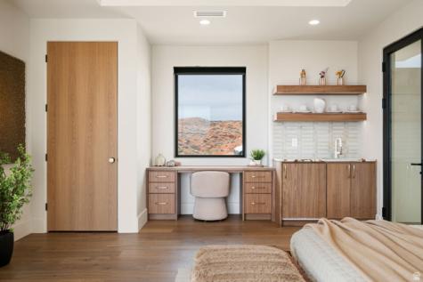 298 E Colima Road Washington UT 84780