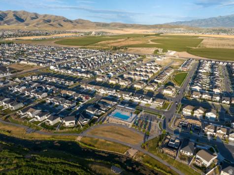 79 N Provo River Road Saratoga Springs UT 84045