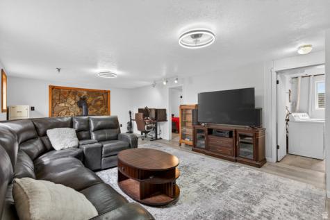 935 S 880 W Payson UT 84651