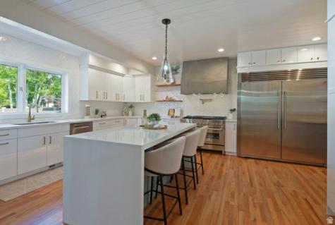 16 E Gatehouse Lane S Sandy UT 84092