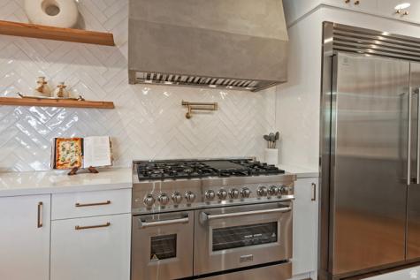 16 E Gatehouse Lane S Sandy UT 84092