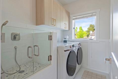 16 E Gatehouse Lane S Sandy UT 84092