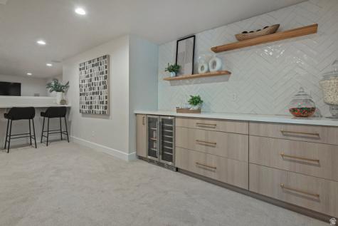 16 E Gatehouse Lane S Sandy UT 84092