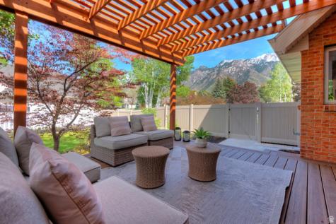 16 E Gatehouse Lane S Sandy UT 84092
