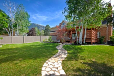 16 E Gatehouse Lane S Sandy UT 84092