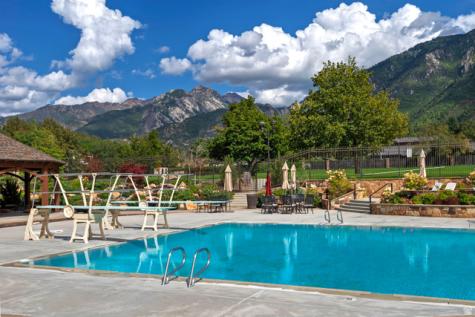 16 E Gatehouse Lane S Sandy UT 84092