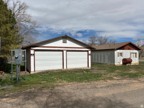 15 N 450 E Escalante UT 84726