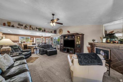 1674 N Lava Flow Drive St. George UT 84770