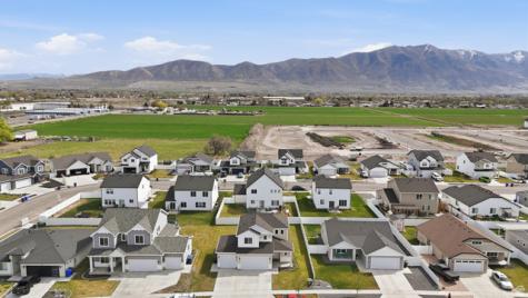 892 N 900 W Tremonton UT 84337