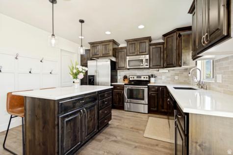983 W 1550 S Springville UT 84663