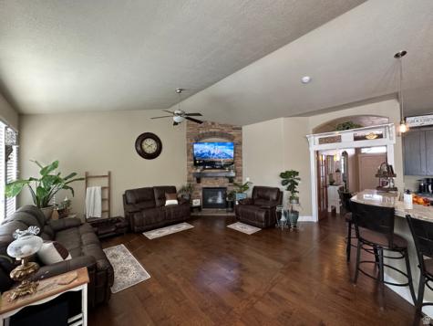 338 S 1230 E Tooele UT 84074