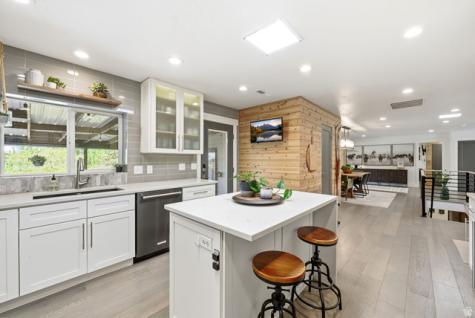 2215 N 1400 E Provo UT 84604
