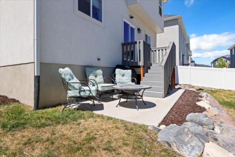7168 N Silver Spring Way E Eagle Mountain UT 84005