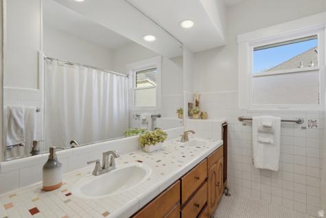 1400 S 1000 E Salt Lake City UT 84105