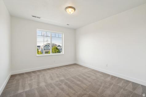 965 Freedom Point Way Bluffdale UT 84065
