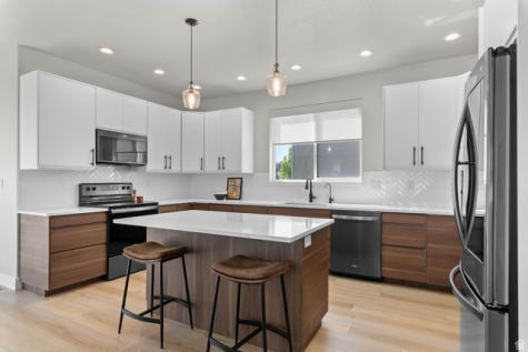 708 N Devonshire Drive Saratoga Springs UT 84045