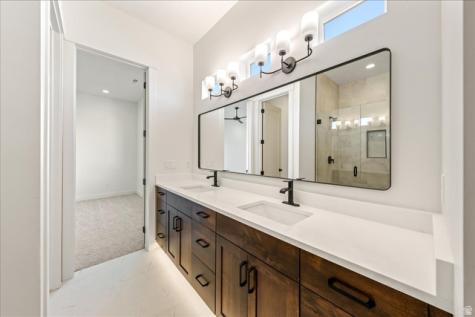 1491 E Centarurus Way Washington UT 84780